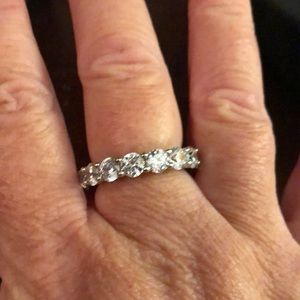 New size 10 beautiful just don’t wear.